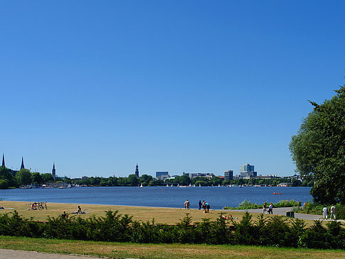 Badestrand an der Außenalster Foto 