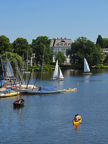 Bootsverleih und Hafen auf der Außenalster Foto 