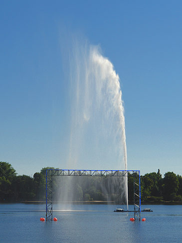 Fotos Fontäne auf der Binnenalster | Hamburg