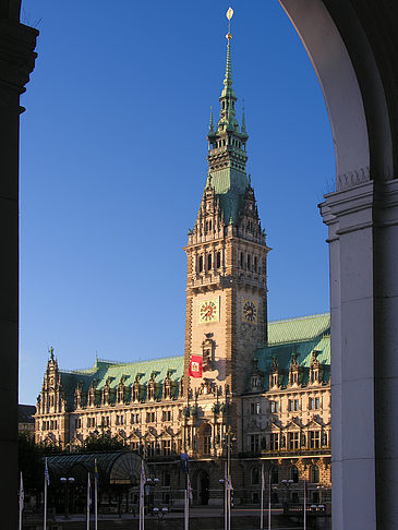 Rathaus von Alsterakaden