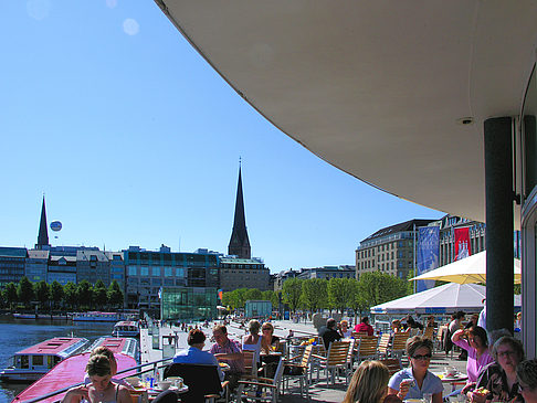 Brunchterrasse auf dem Alster Pavillon Fotos