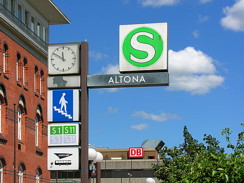 Foto Bahnhof Altona - Hamburg