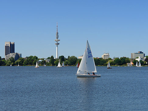 Fotos Heinrich-Hertz-Turm