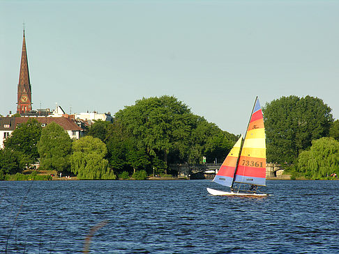 Foto Segeln auf der Außenalster