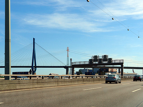 Köhlbrandbrücke