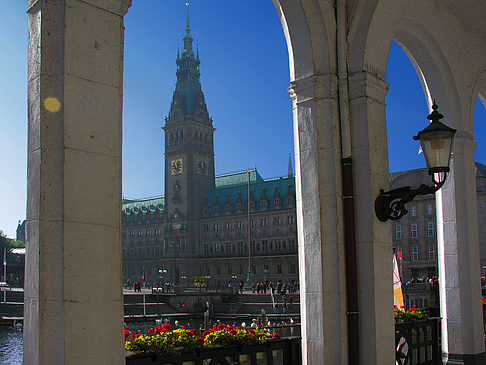 Foto Rathaus von Alsterakaden - Hamburg